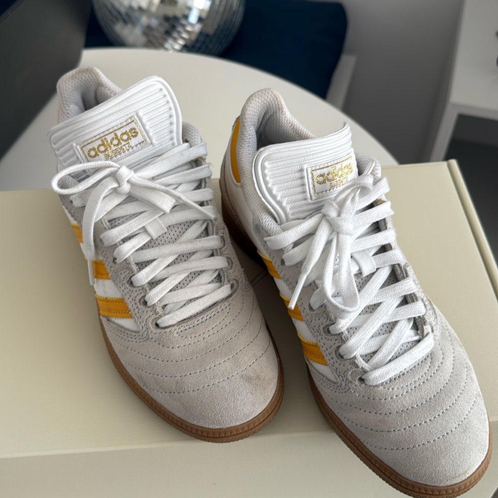 Adidas Busentz sneakers